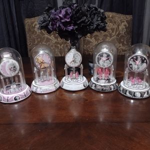 Marilyn Monroe clocks, pictures, and More